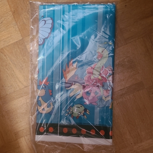 *5 for $20* Pokemon Party Table Cloth - Picture 2 of 2